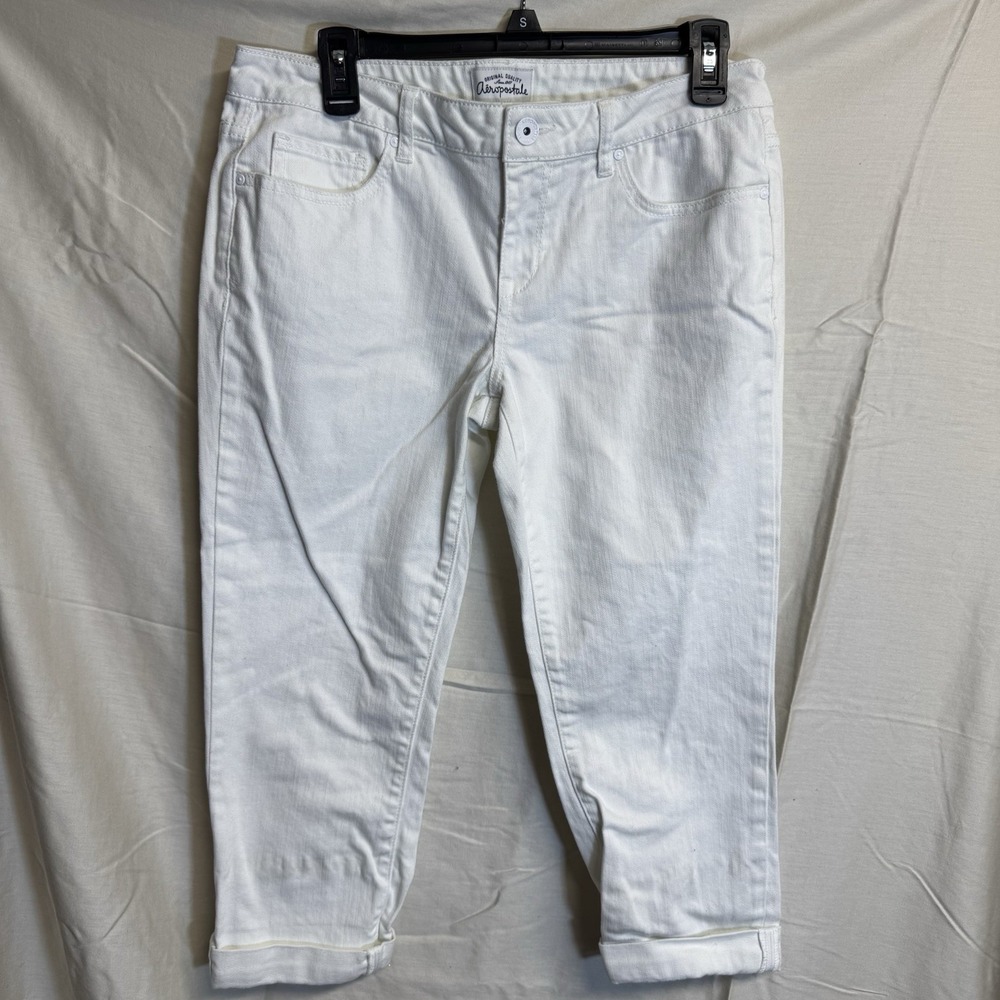 Aeropostale Womens Bayla Skinny Capri's All White Jeans Size 11/12